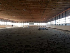 Image of the inside of the Walden Ridge Indoor Riding Arena